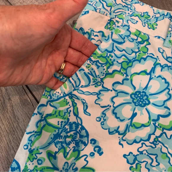 Lilly Pulitzer Buttercup Shorts Lobster Blue - 2 - Picture 3 of 11